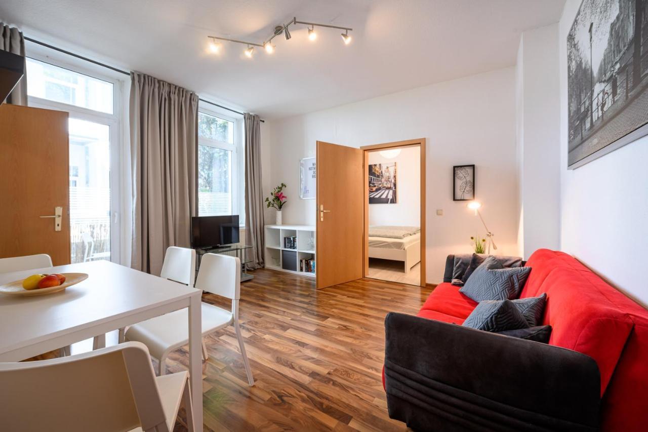 Helle Wohnung In Sudenburg Mit Balkon - Wlan, 4 Schlafplaetze 马格德堡 外观 照片